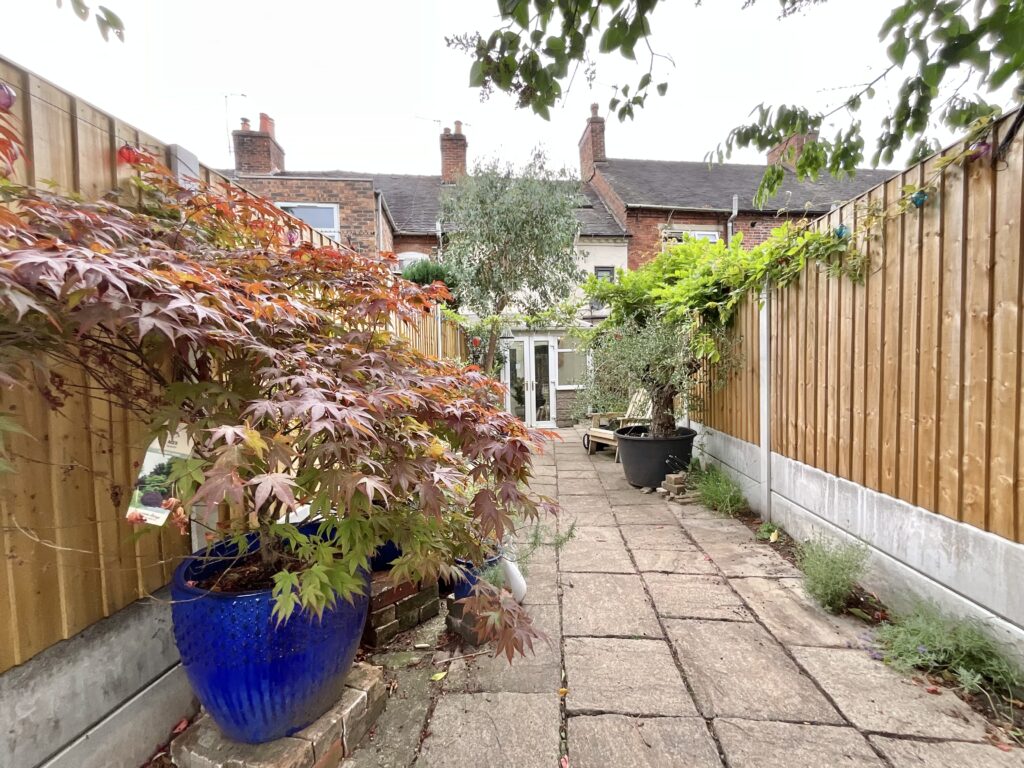 Leek Road, Cheadle, ST10