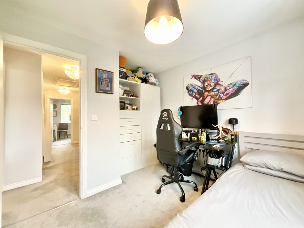 Burchell Avenue, Stone, ST15