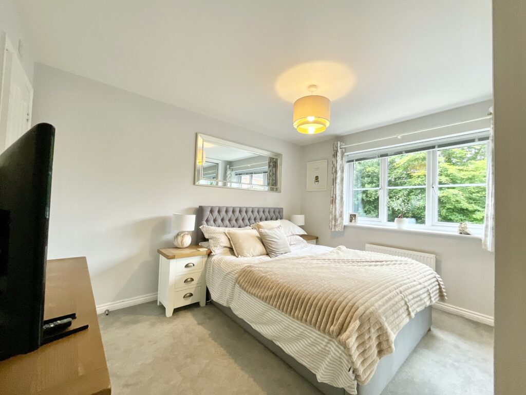 Burchell Avenue, Stone, ST15