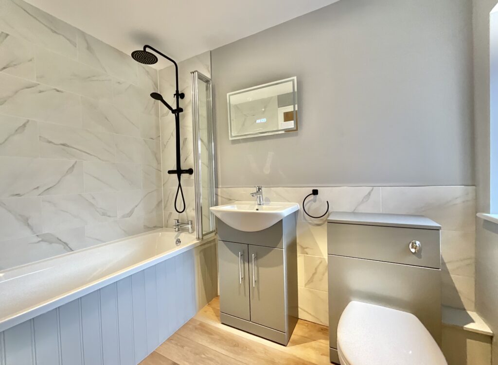 Cheadle Road, Tean, ST10