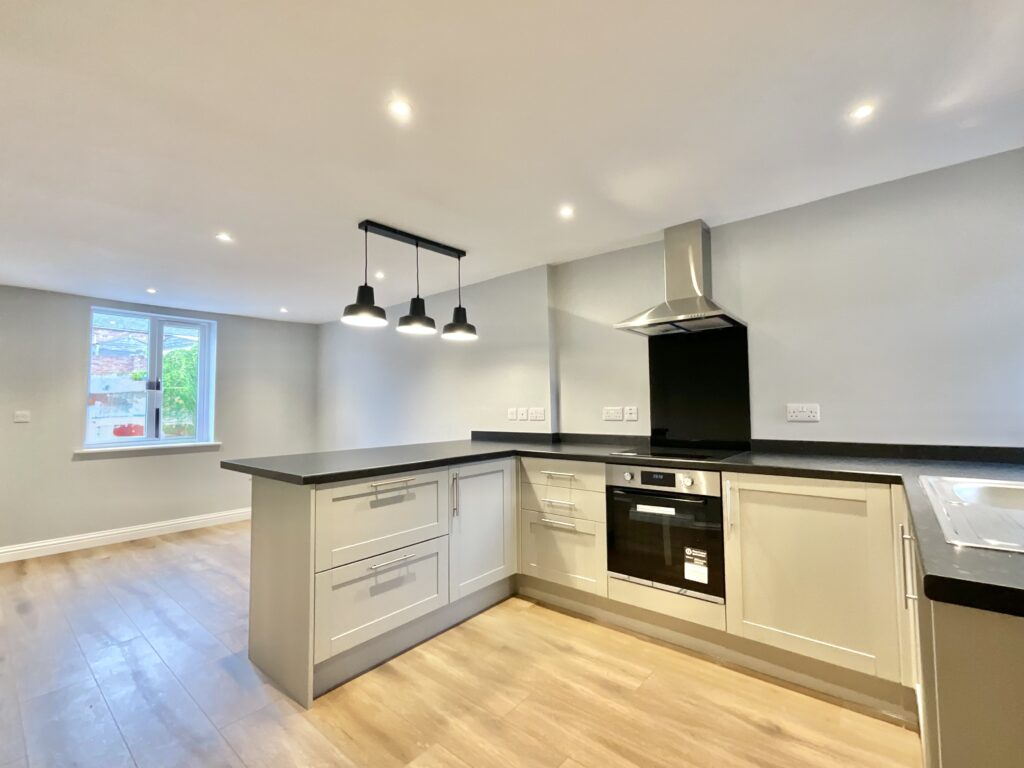 Cheadle Road, Tean, ST10