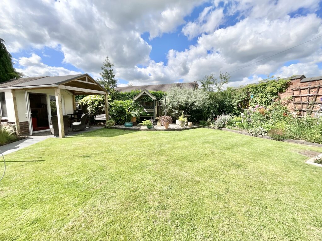 Gordon Avenue, Cheadle, ST10