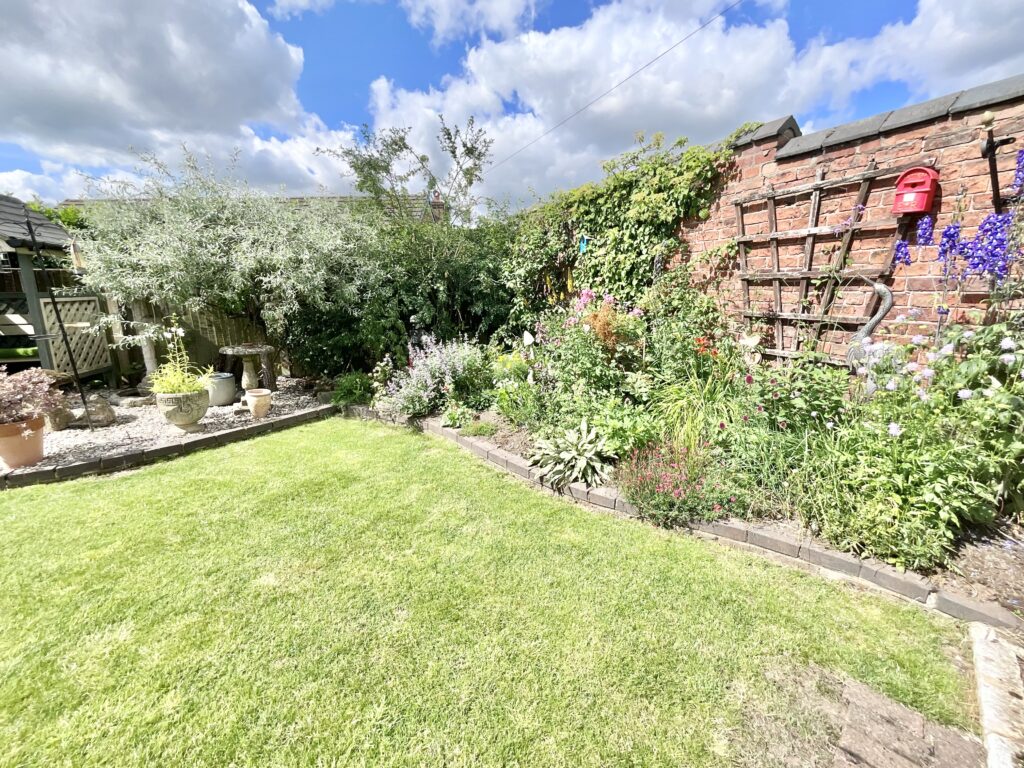 Gordon Avenue, Cheadle, ST10
