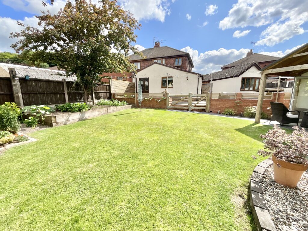 Gordon Avenue, Cheadle, ST10