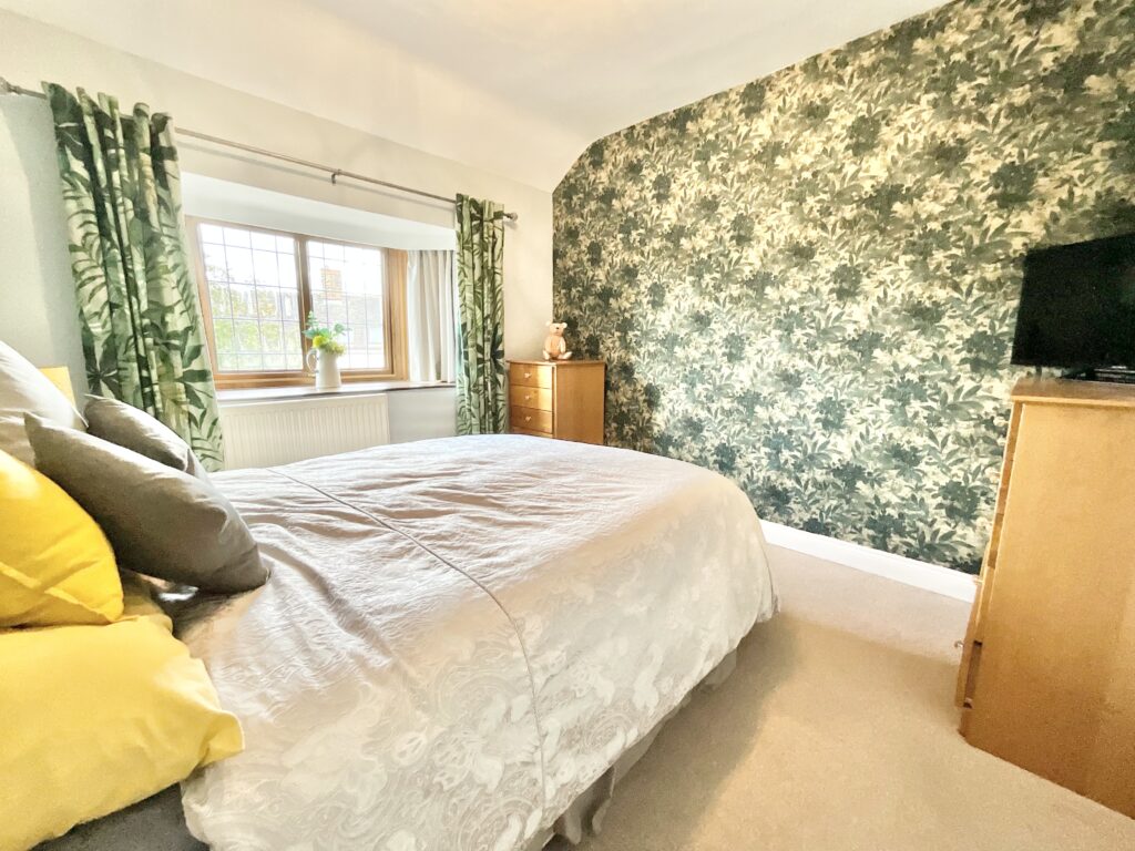 Gordon Avenue, Cheadle, ST10