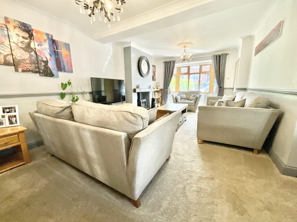 Gordon Avenue, Cheadle, ST10