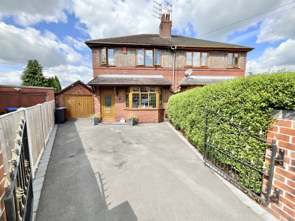 Gordon Avenue, Cheadle, ST10