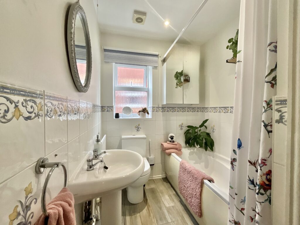 Redhill Drive, Tean, ST10