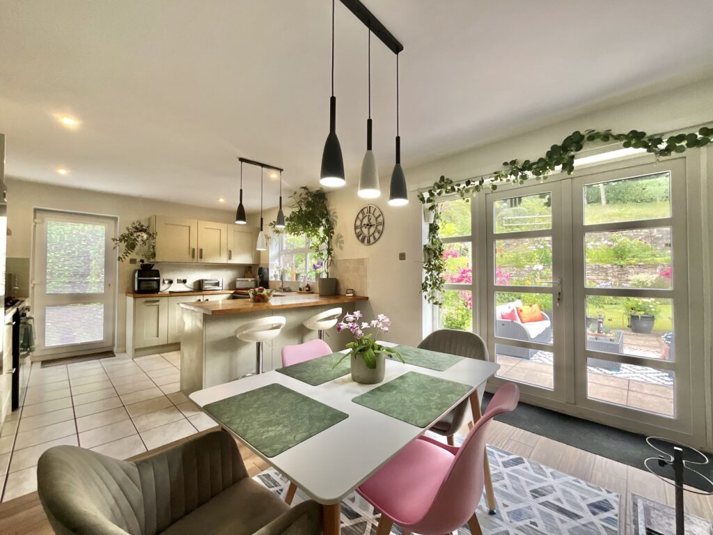 Redhill Drive, Tean, ST10