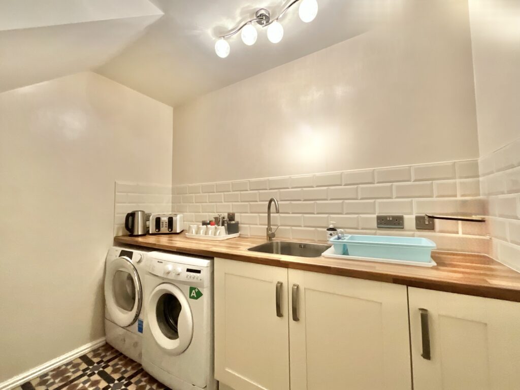 Redhill Drive, Tean, ST10