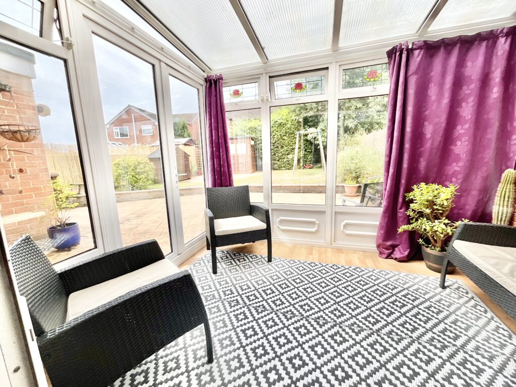 Mill Grove, Cheadle, ST10
