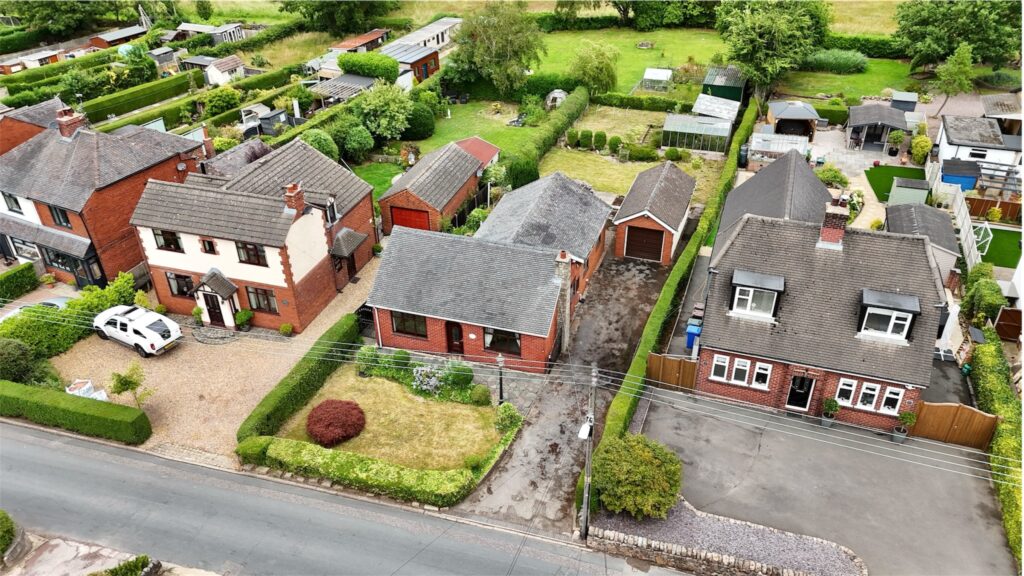 Fowlers Lane, Light Oaks, ST2