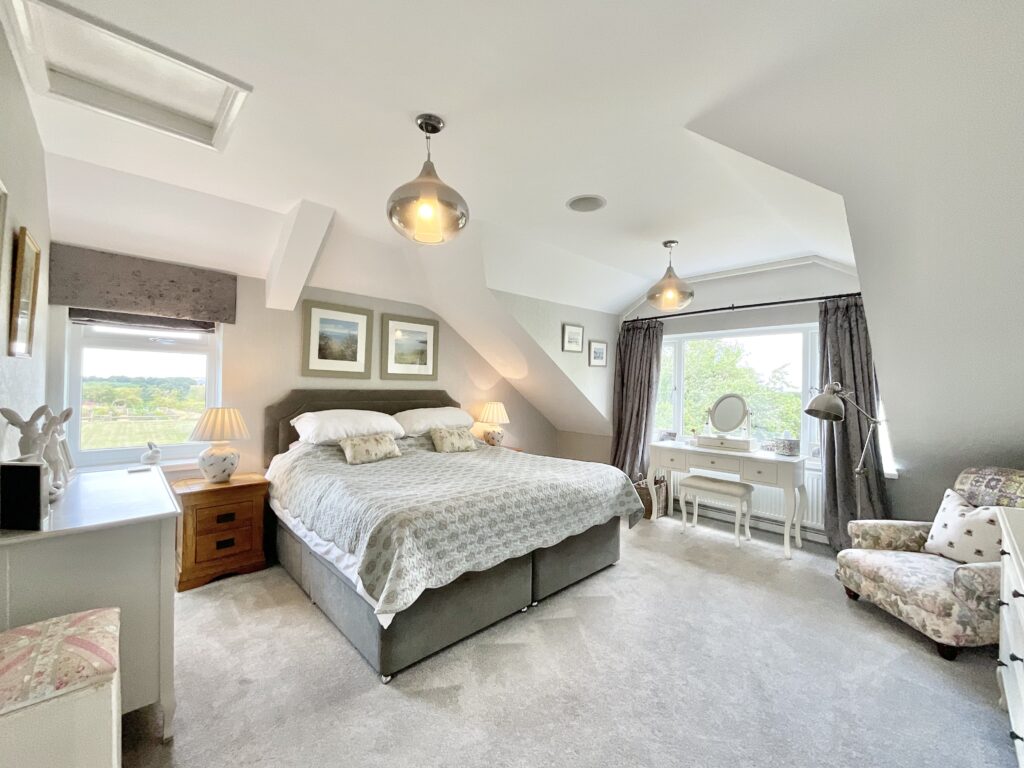 Old Road, Oulton Heath, ST15