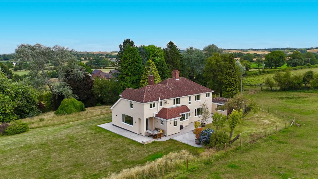 Old Road, Oulton Heath, ST15