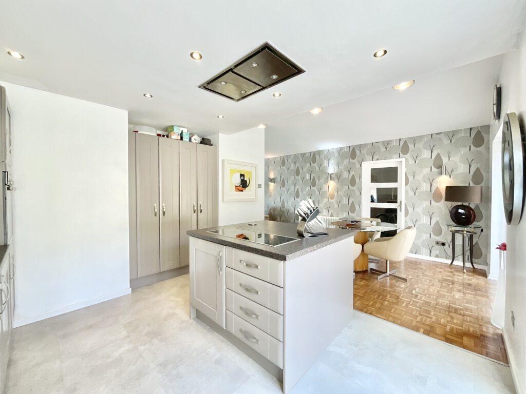 Kings Drive, Hopton, ST18