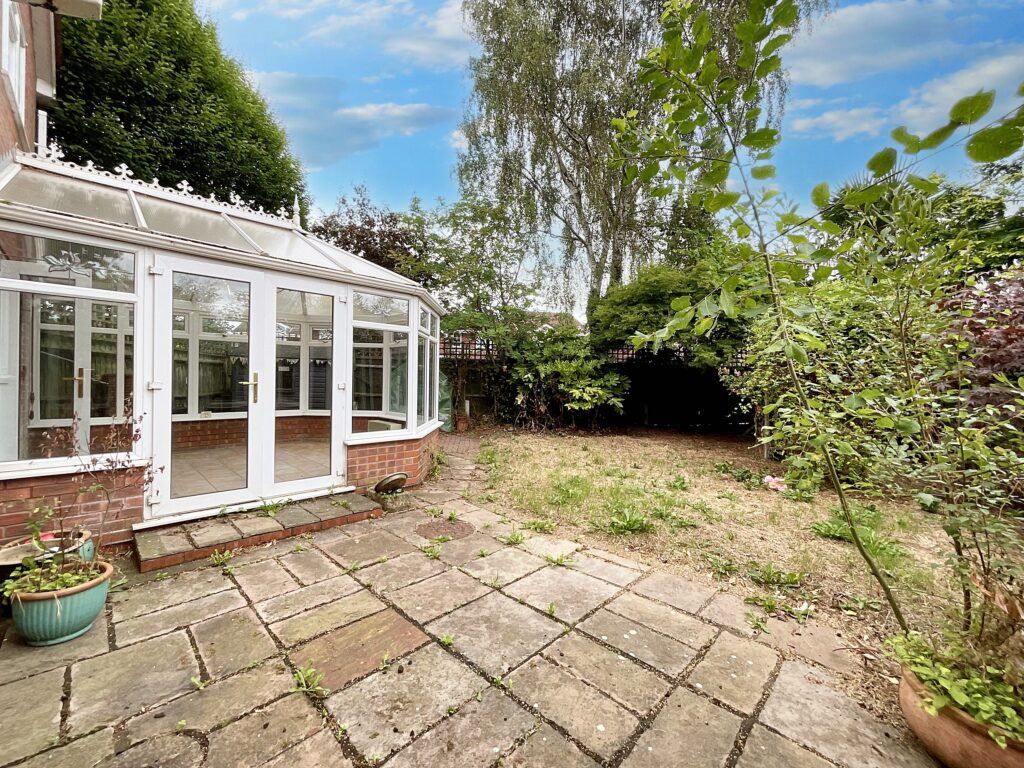 Bakewell Drive, Stone, ST15