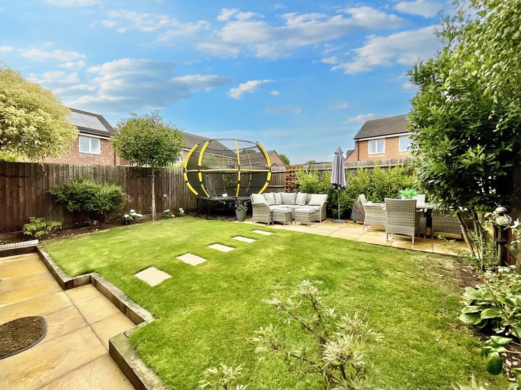 Burchell Avenue, Stone, ST15
