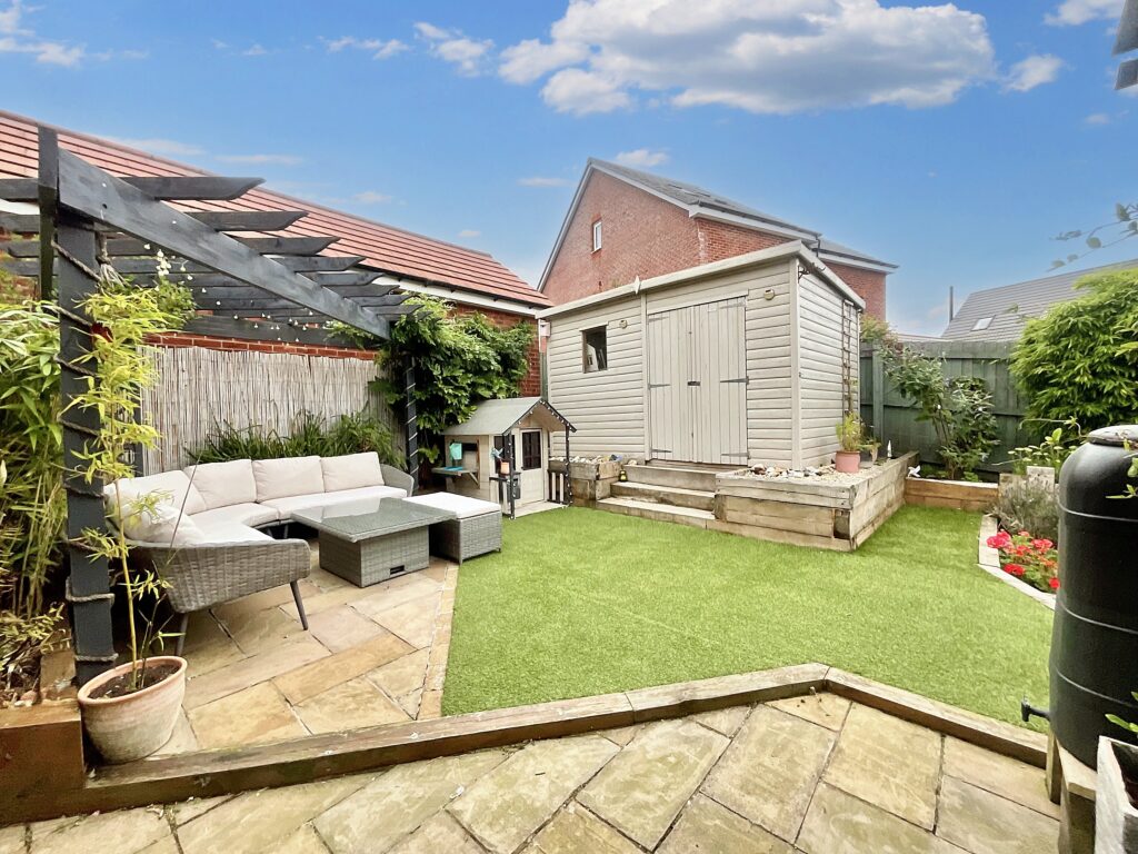 Bott Lane, Stone, ST15