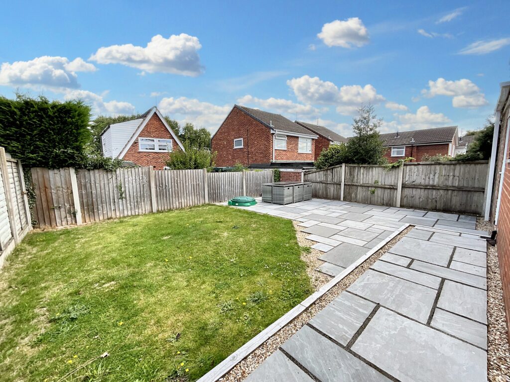 Larchfields, Stone, ST15