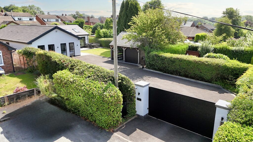 Orchard Close, Oulton, ST15