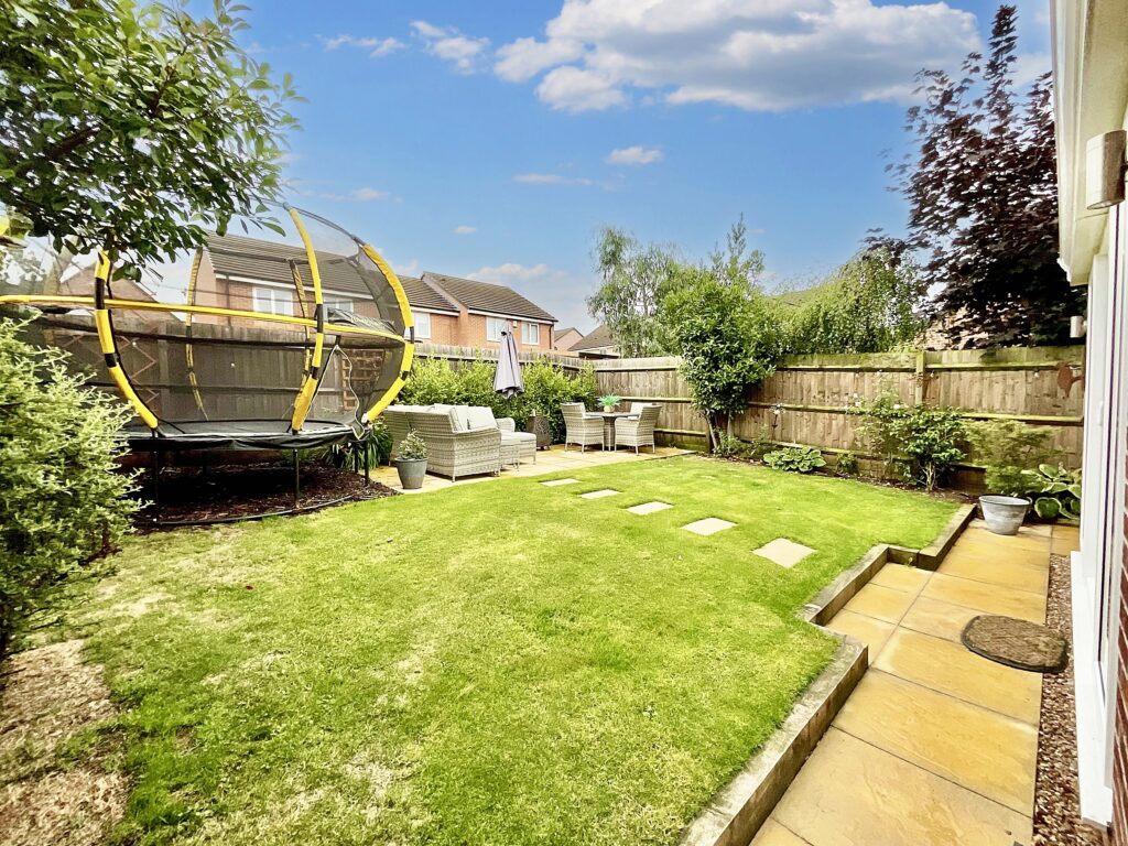Burchell Avenue, Stone, ST15