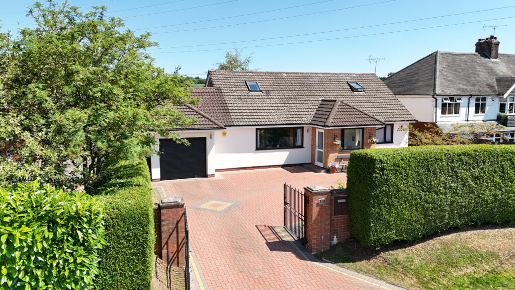 Draycott Old Road, Draycott, ST11