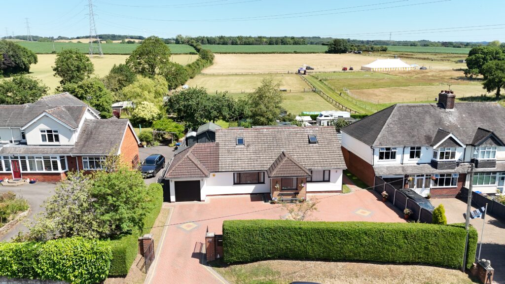 Draycott Old Road, Draycott, ST11