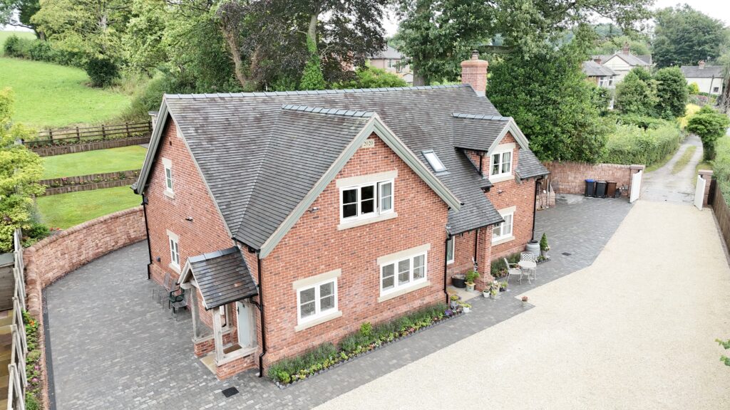 Hazles Cross Road, Kingsley, ST10