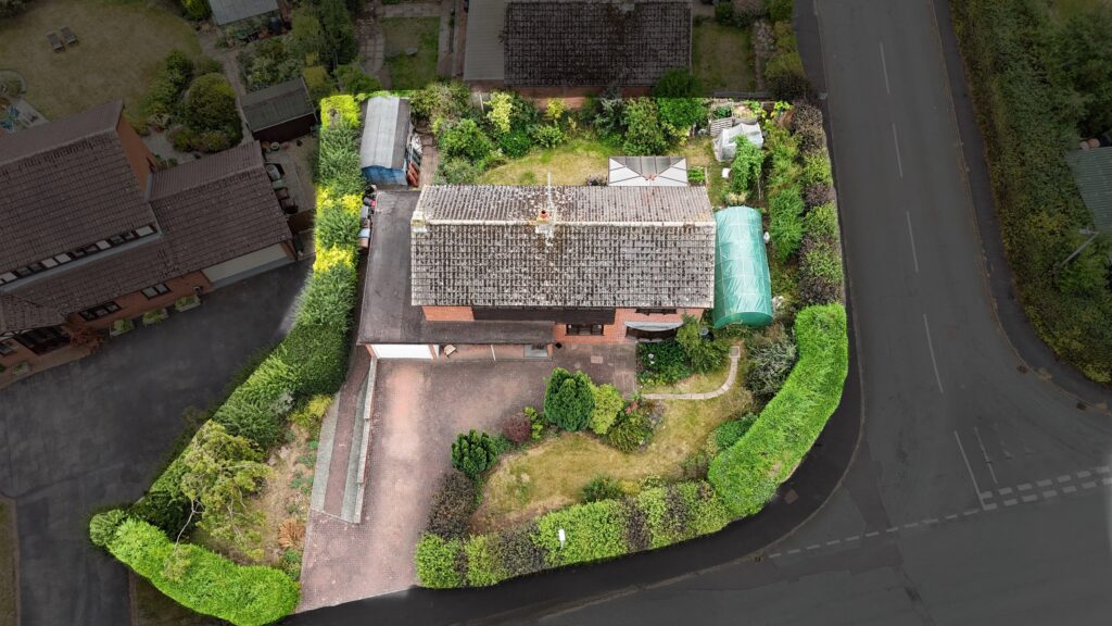 Common Lane, Stone, ST15