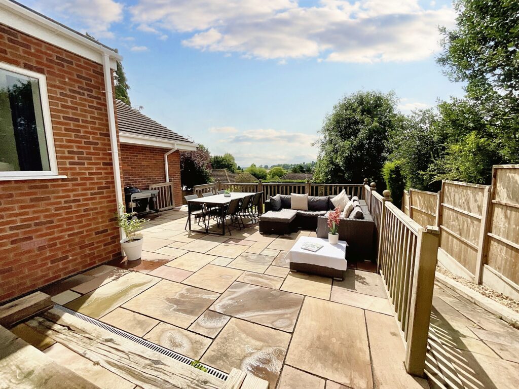 Top Road, Acton Trussell, ST17