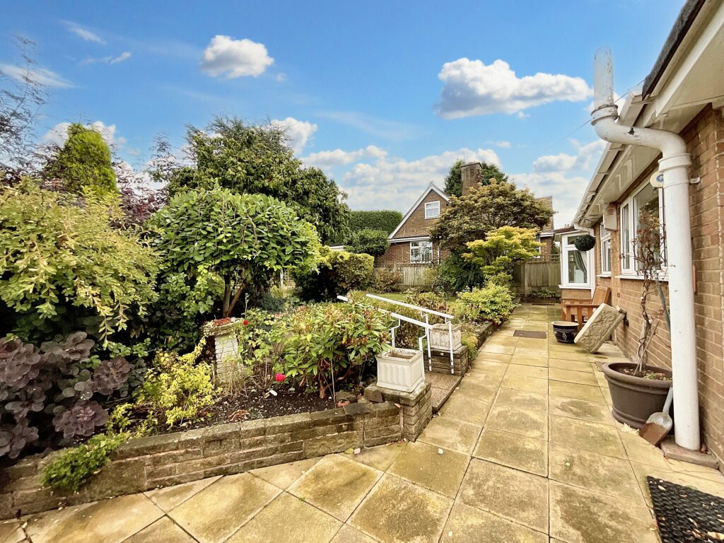 Ampthill Place, Stoke-On-Trent, ST4