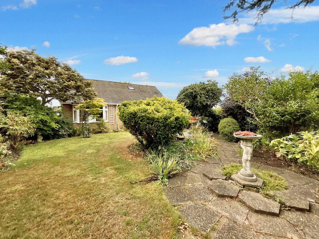 Ampthill Place, Stoke-On-Trent, ST4