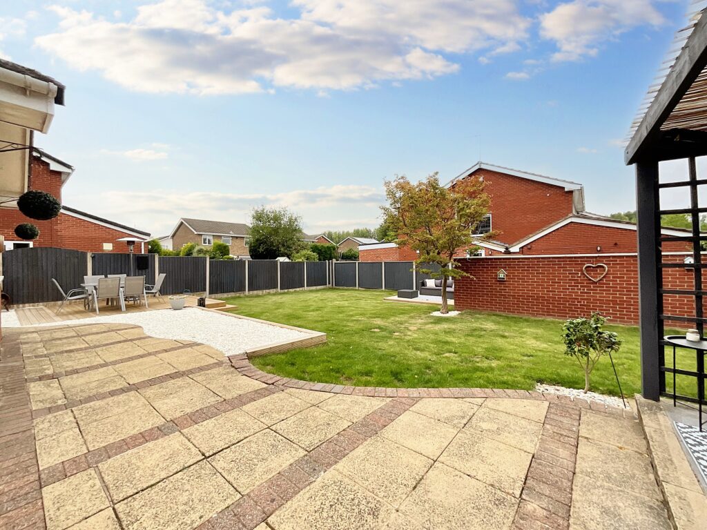 Glaisher Drive, Stoke-On-Trent, ST3