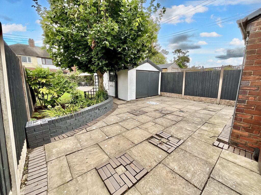 Cellarhead Road, Werrington, ST9
