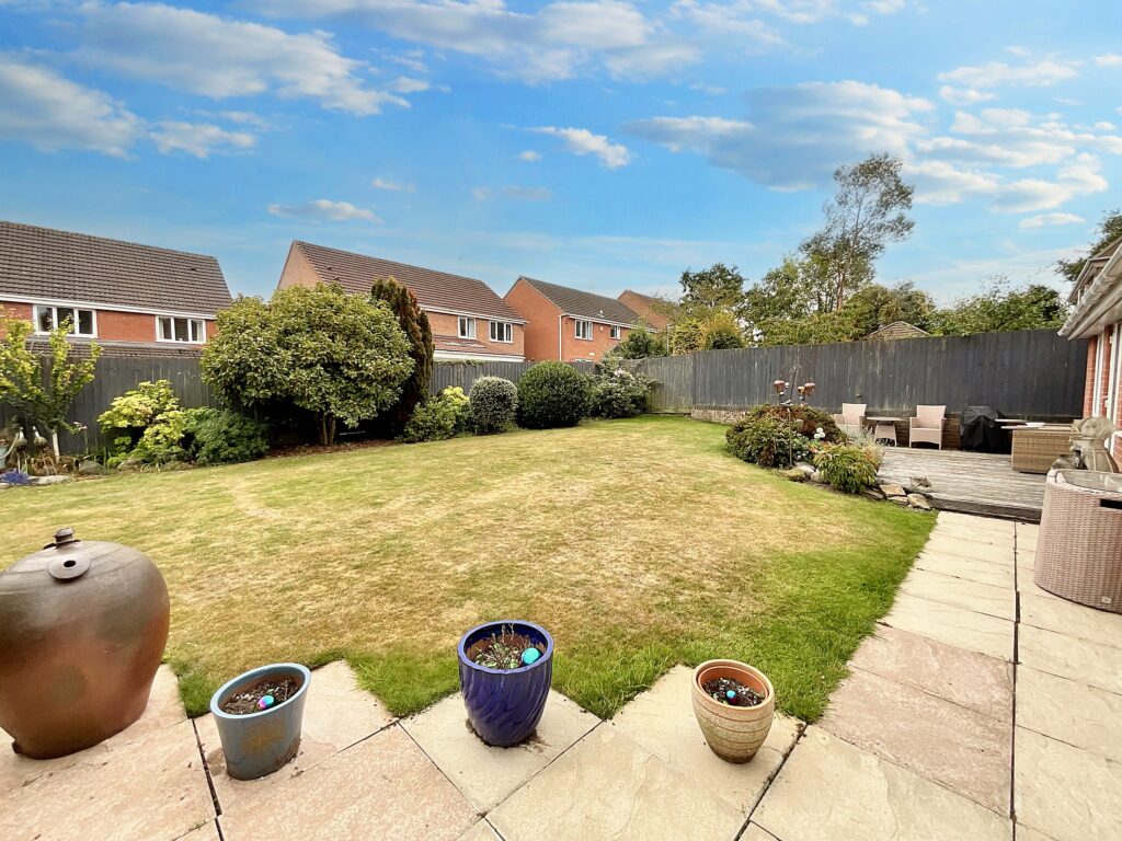 Spode Close, Stone, ST15