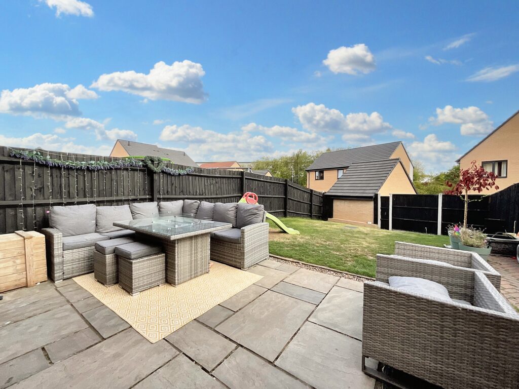 Shetland Drive, Newcastle, ST5