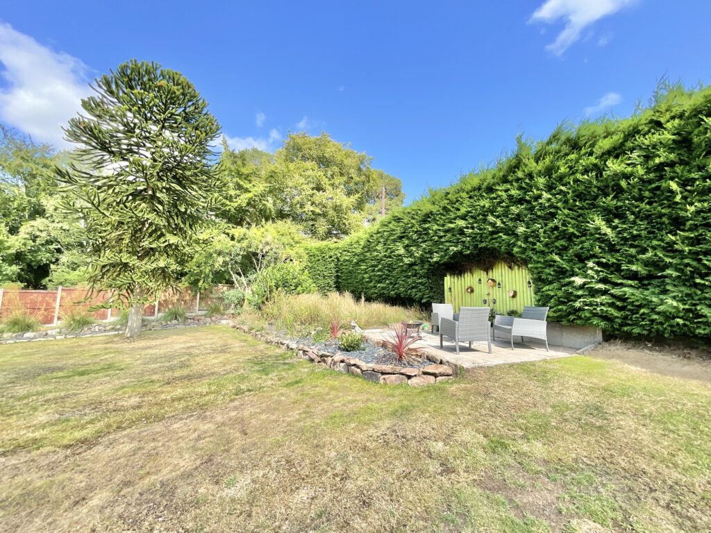Eccleshall Road, Loggerheads, TF9