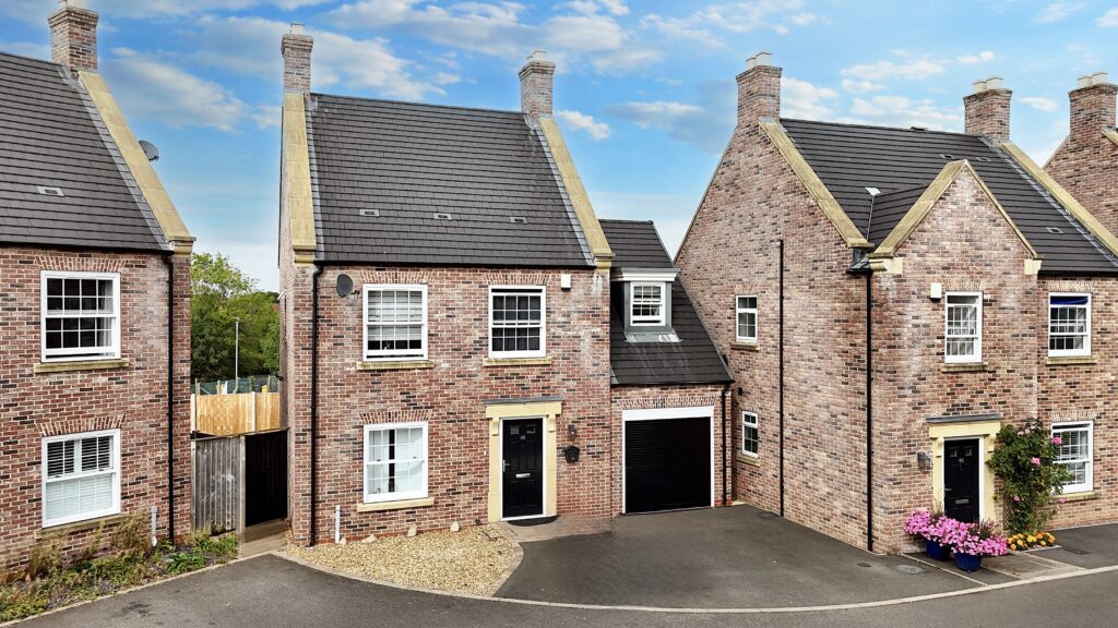 Turnberry Drive, Stoke-On-Trent, ST4