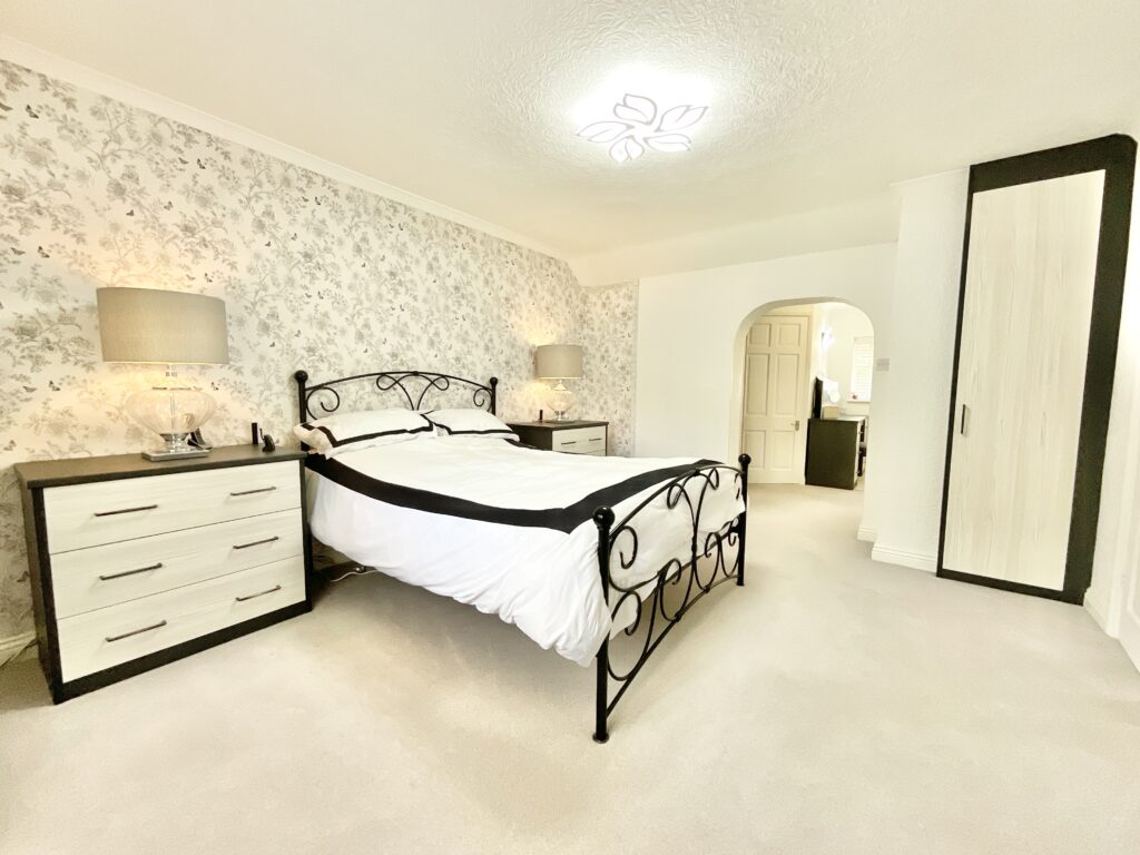 Eccleshall Road, Loggerheads, TF9