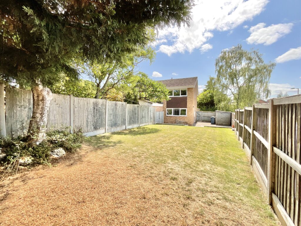 Hollies Brook Close, Gnosall, ST20