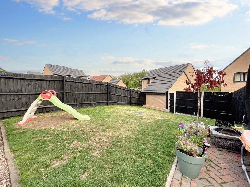 Shetland Drive, Newcastle, ST5