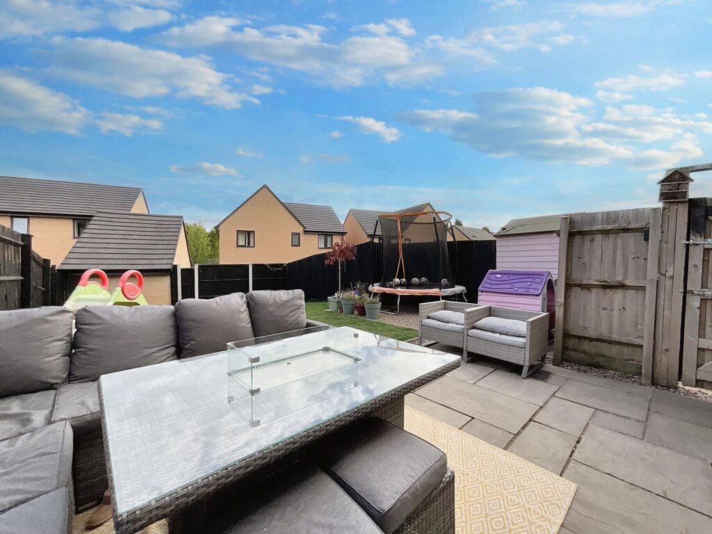 Shetland Drive, Newcastle, ST5