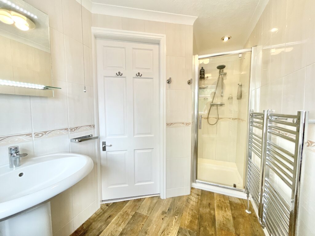 Eccleshall Road, Loggerheads, TF9