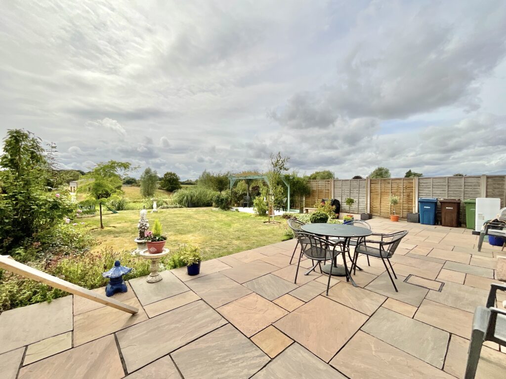 Eccleshall Road, Great Bridgeford, ST18