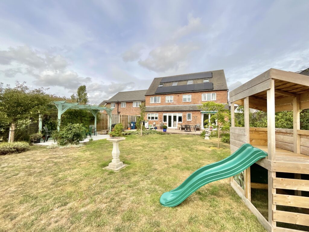 Eccleshall Road, Great Bridgeford, ST18