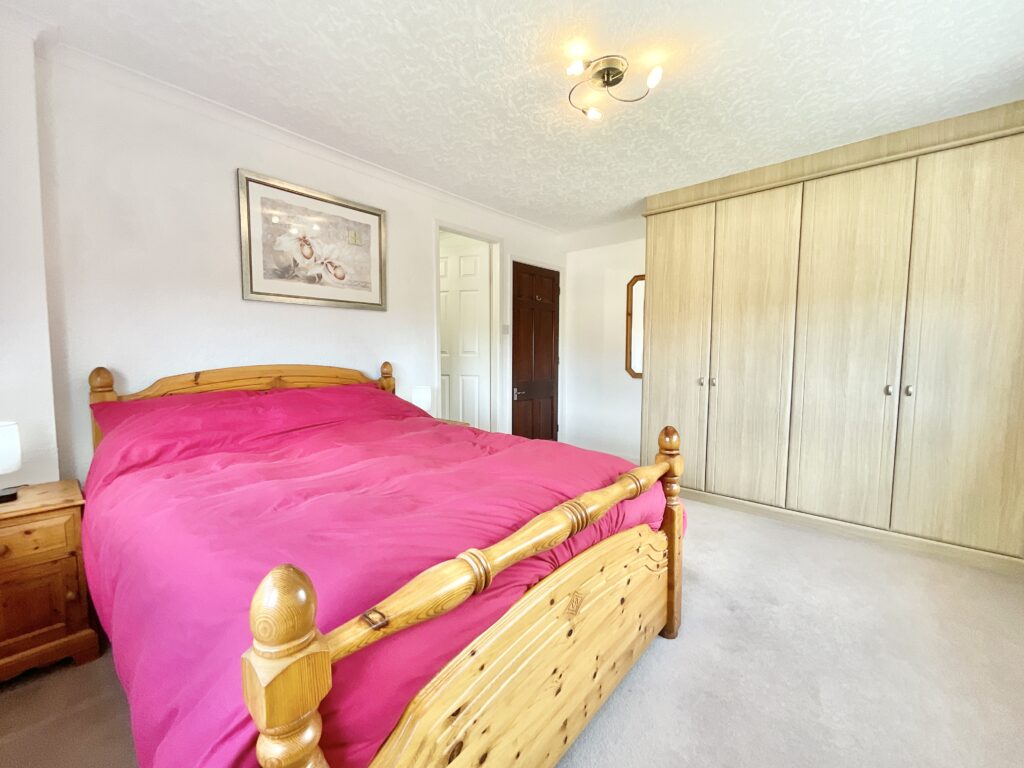Eccleshall Road, Loggerheads, TF9