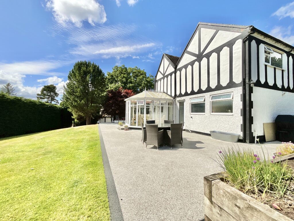 Eccleshall Road, Loggerheads, TF9