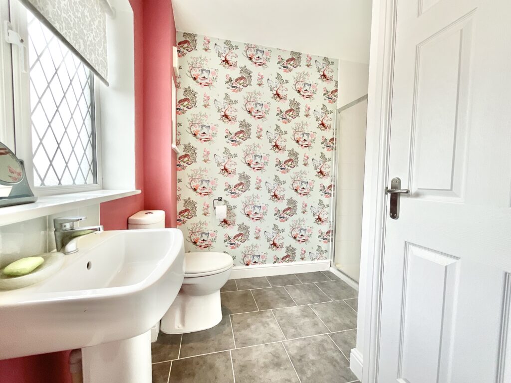Eccleshall Road, Great Bridgeford, ST18