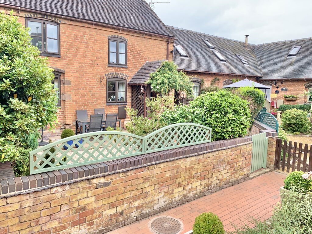 Bowers, Standon, ST21