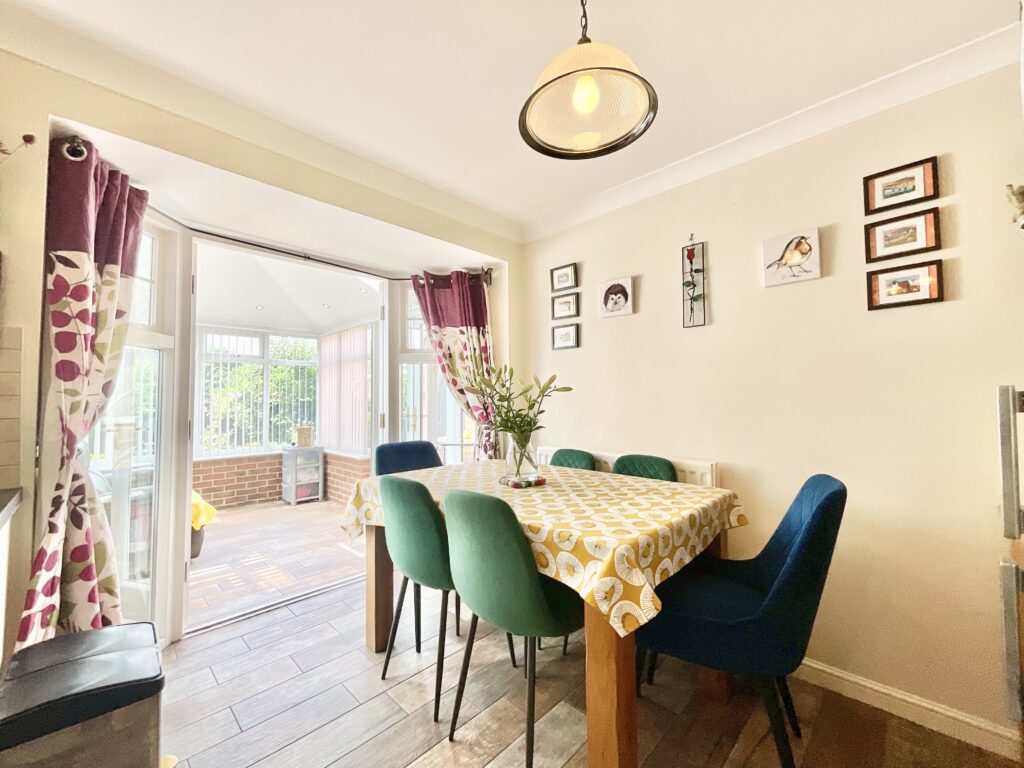 Station Road, Stone, ST15